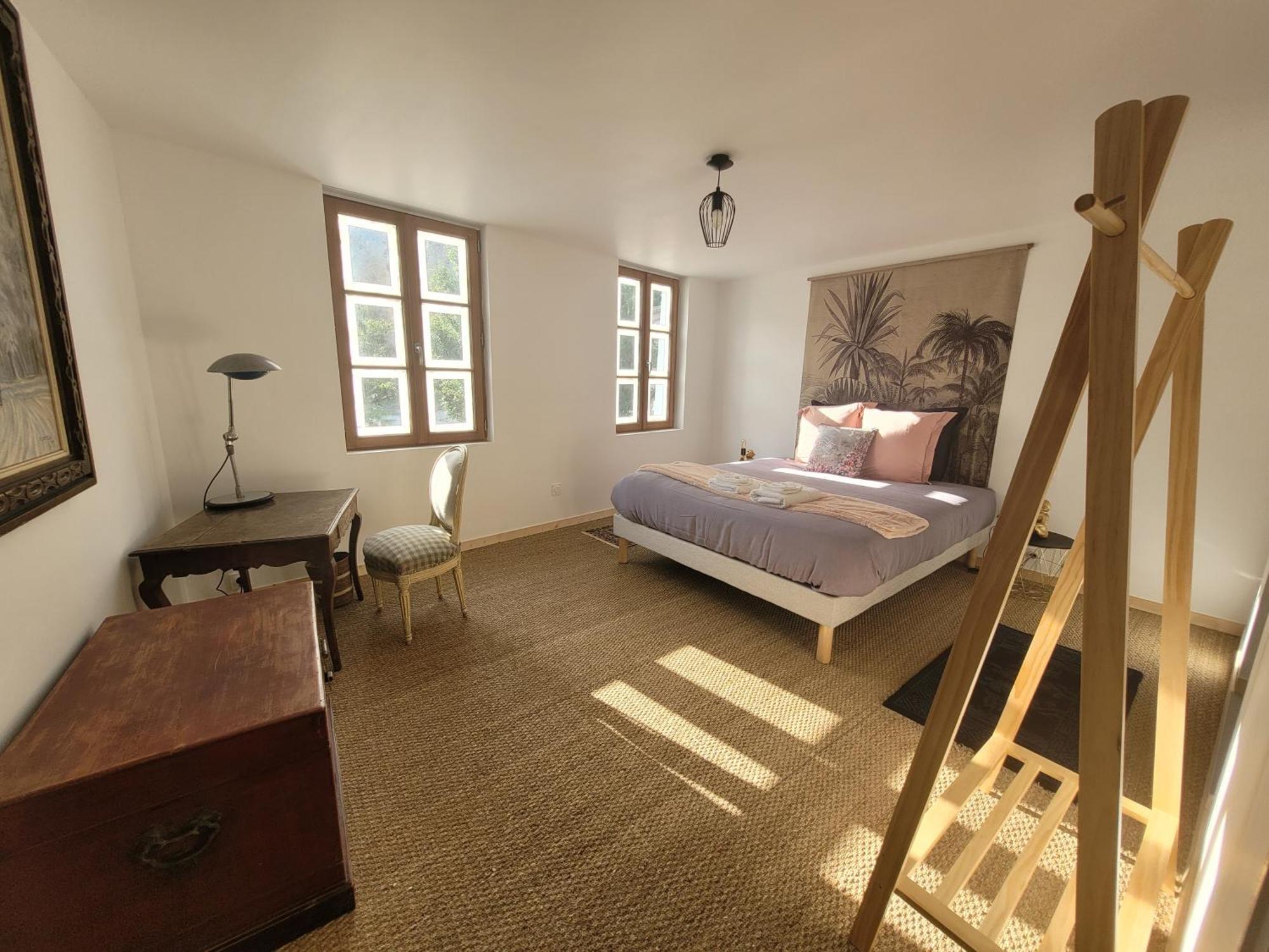 Hotel Lekker Slaap Parthenay Exterior foto