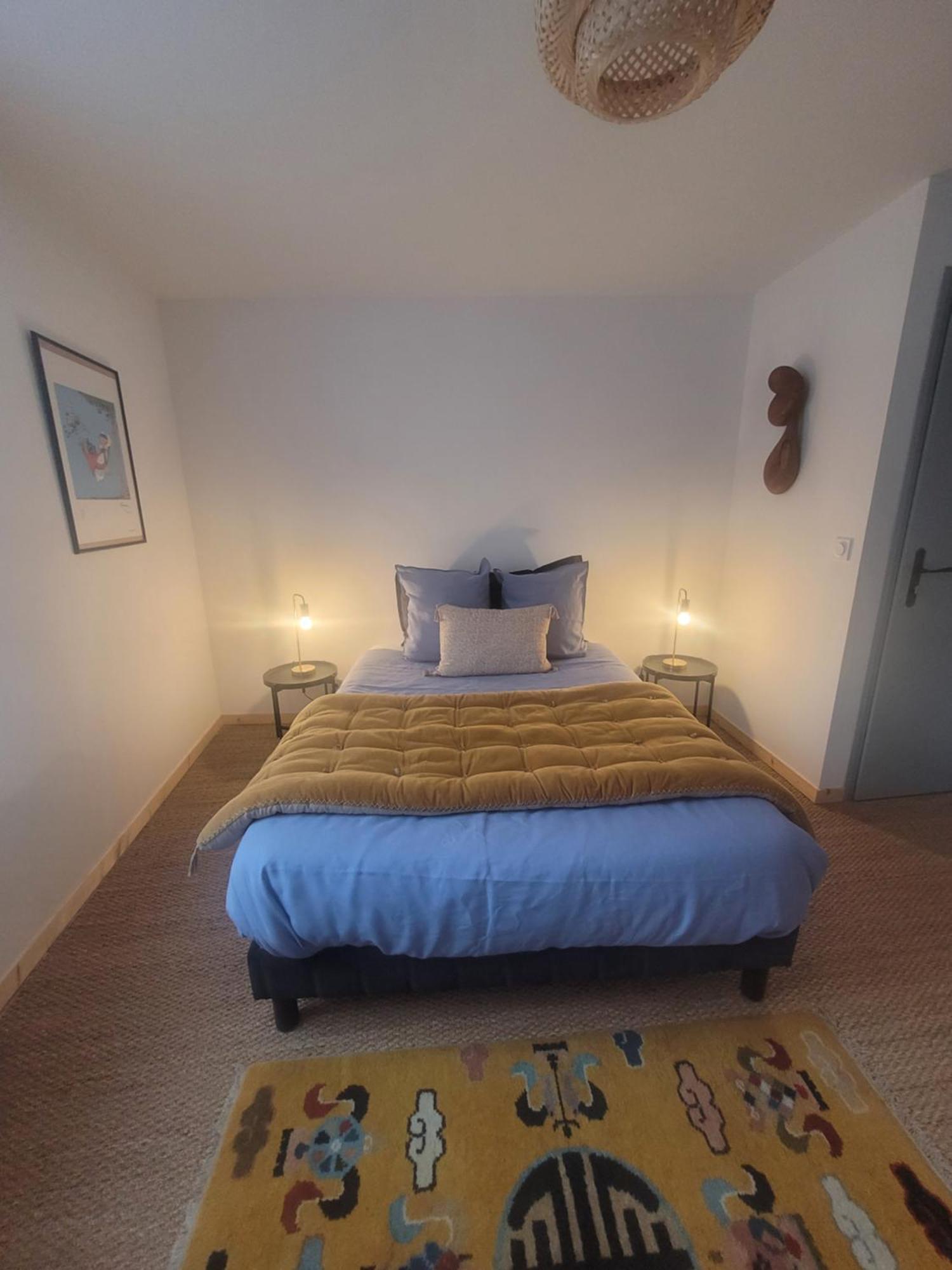 Hotel Lekker Slaap Parthenay Exterior foto